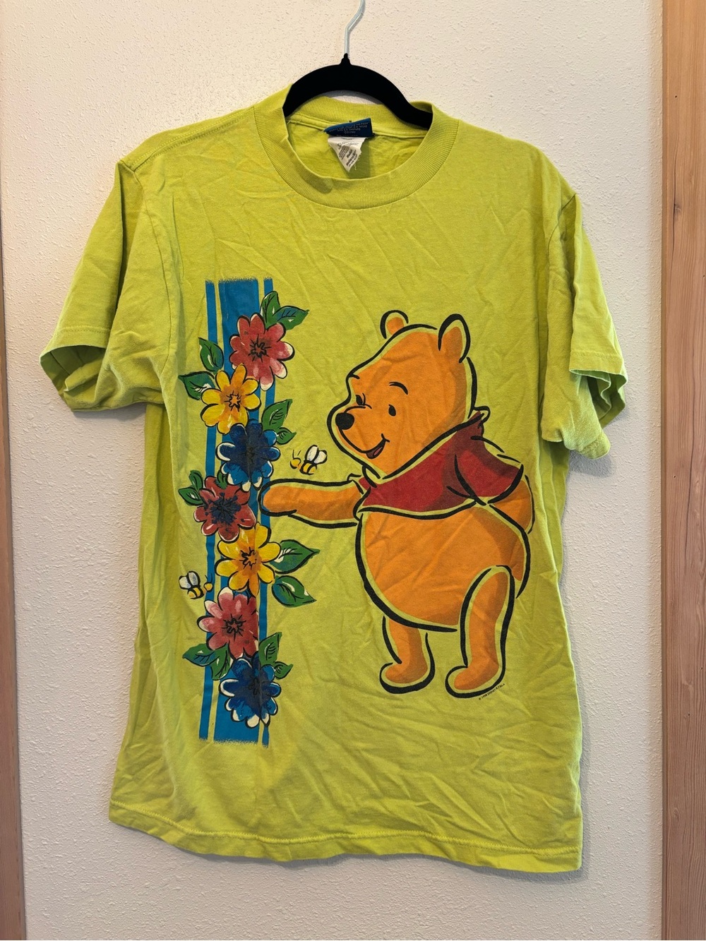 Disney Winnie the Pooh Neon Yellow Graphic Tee with Floral Print M
0109S